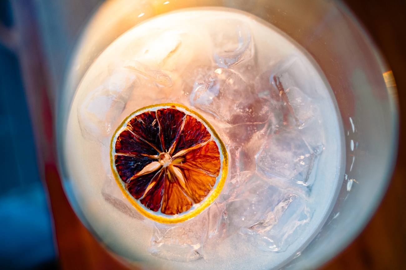 Gin and tonic with blood orange
