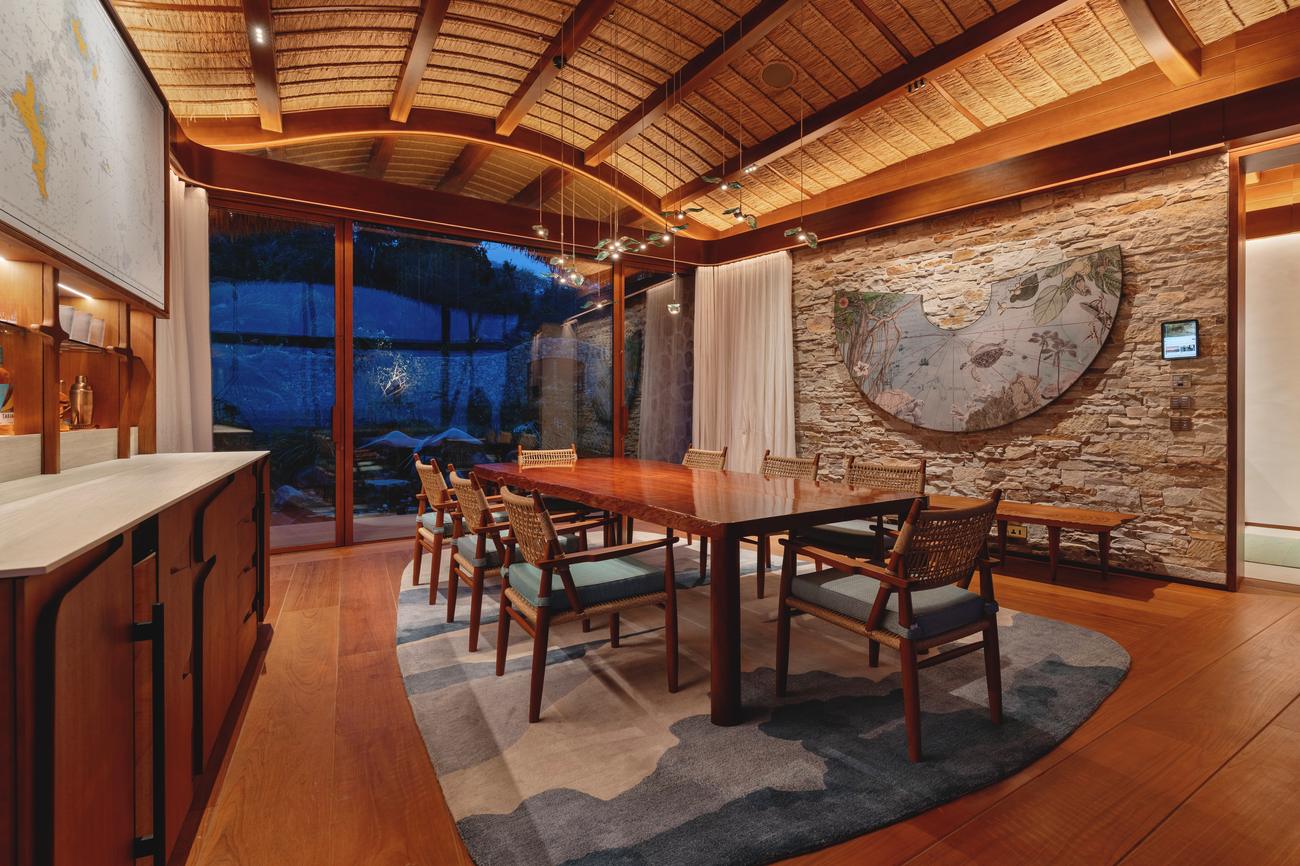 Villa dining room at dusk